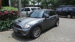 Mini Cooper yang Disita KPK Diambil dari Ruko Milik Orang Dekat Wawan