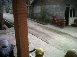 Hujan Abu Gunung Kelud Mulai Masuki Kota Semarang