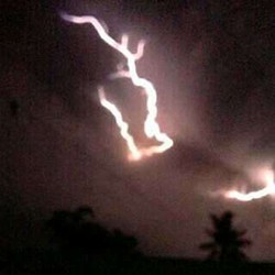 Tahap-tahap Kritis Sebelum Gunung Kelud Meletus Dahsyat