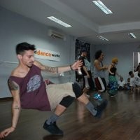 United Dance Works Ingin Hapus Stigma Negatif Penari Latar