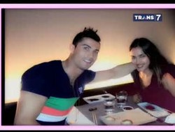 Kesetiaan Pesepakbola Dunia dan Pasangan di Hari Valentine