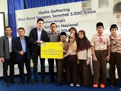 Sarapan Serentak 5.000 Siswa SD Sambut Pekan Sarapan Nasional 2014