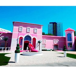 Serunya Merasakan Hidup Seperti Boneka Barbie di Barbie Dreamhouse Experience