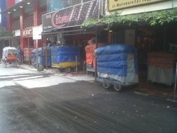 Abu Kelud Menyerang, Ini Curahan Hati PKL dan Tukang Parkir Malioboro