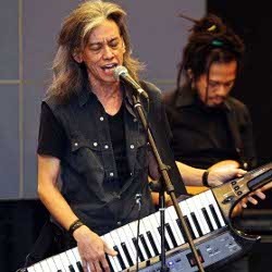 Fariz RM Siap Berjuang Wujudkan Cita-cita Chrisye