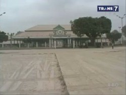 Tertutup Abu Kelud, Keraton Terancam Rusak