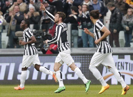 Juve Tundukkan Chievo 3-1