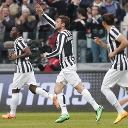 Juve Tundukkan Chievo 3-1