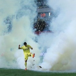 Diwarnai Pelemparan Tabung Gas Air Mata, Celta Kalahkan Villarreal