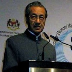 Kampanyekan Perdamaian, Mahathir: Perang Tak Berbeda dengan Kriminalisme
