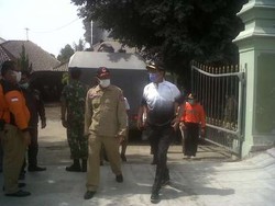 Sultan Soal Efek Abu Kelud: Siswa TK dan SD Libur, Saya Khawatir Kena Ispa