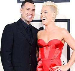 Ketika Para Selebriti Pamer Kemesraan di Twitter, Inilah yang Ditulis