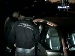 Saksi Mata Lihat Roger Diam dan Bingung