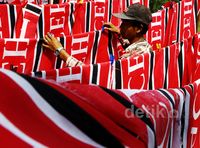 Meraup Rejeki di Sablon Bendera Partai