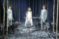 Pertanda Mulberry Akan Jatuh dan Inspirasi Star Wars ala Preen di Hari Ke-3