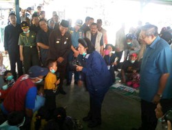 Ditanya Bu Ani Soal Cita-cita, Anak Pengungsi Kelud Ini Ingin Jadi Tentara