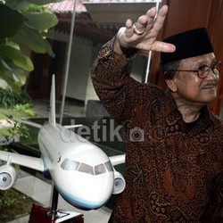 PTDI Siap Garap Proyek Pesawat R80 Rancangan BJ Habibie