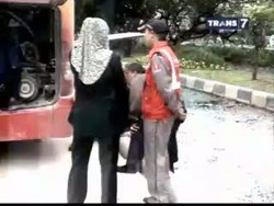 Bus TransJ Gandeng Meledak