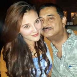 Jay Alatas Bantah Foto Mirip Dirinya dengan Wanita Lain Sebagai Penyebab Perceraian