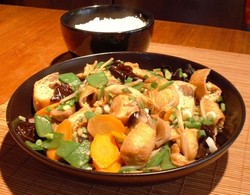 Universitas di Amerika Sediakan Makanan China untuk Pertahankan Mahasiswanya