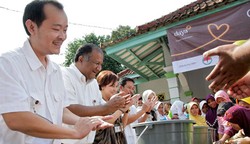 Laba BTPN Naik Tipis Jadi Rp 2,13 Triliun di 2013