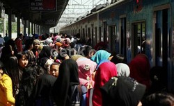 Pelayanan KRL Dikeluhkan Penumpang, Ini Jawaban PT KCJ