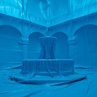 Balon Raksasa Bak Rumah Alien di Ruang Publik