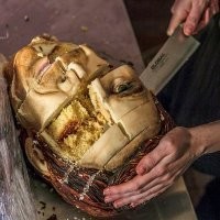 Ngeri! Ada Kue Tart Berbentuk Mayat