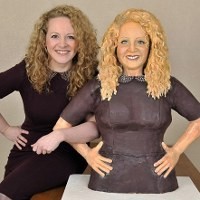 Seniman Ini Buat Kue Replika Tubuhnya Seharga Hampir Rp 10 Juta