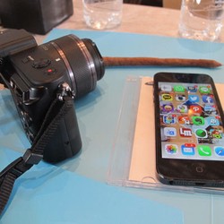 Ponsel Pelan-pelan Bunuh Kamera Saku