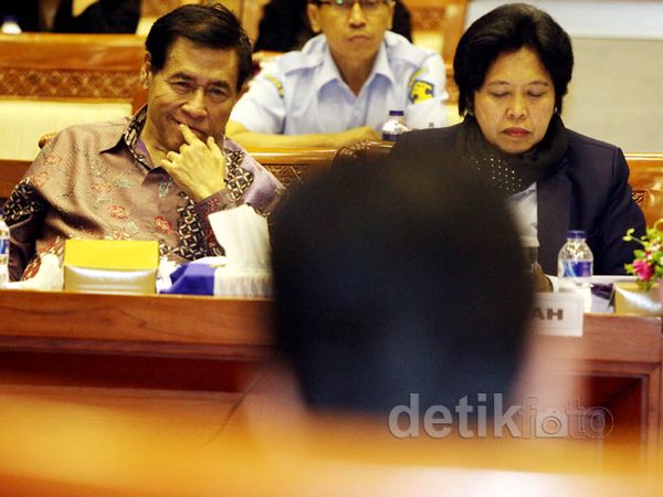 Rapat Bahas RUU KUHP DIM Berlangsong Alot