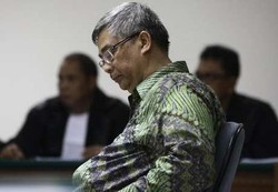 Akil Diduga Sudah Korupsi Sejak di DPR, Uang yang Dicuci Rp 20 M