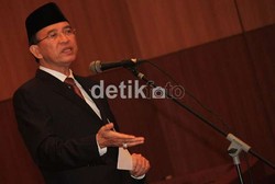 Kemenag Pertimbangkan Tetapkan Tarif Berbeda untuk Pernikahan