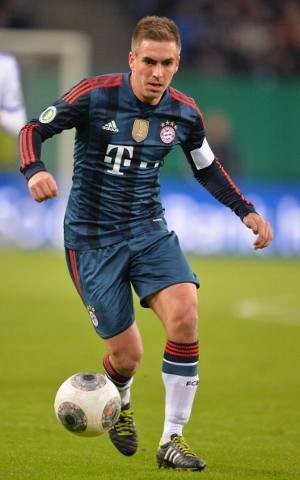 Lahm: Bayern Dilarang Jemawa