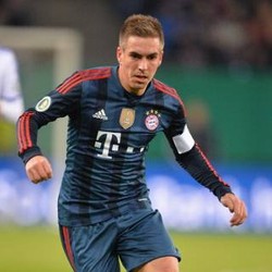 Lahm: Bayern Dilarang Jemawa