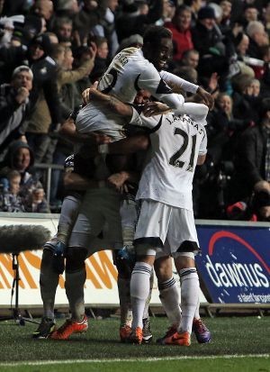 Swansea Tak Sabar Hadapi Napoli