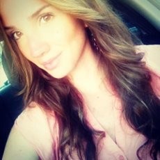 Ratu Kecantikan Tewas Tertembak dalam Unjuk Rasa di Venezuela