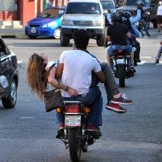 Foto Dramatis Usai Ratu Kecantikan Venezuela Tertembak di Kepala