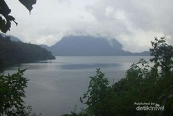 Danau Kaldera di Jambi Ini Tertinggi di Asia Tenggara