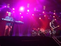 Konser Romantis MLTR di Jakarta