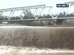 Status Gunung Kelud Turun Jadi Siaga