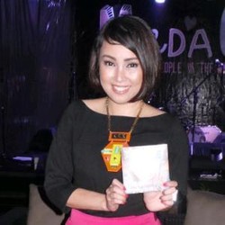 Meda Rilis Mini Album Perdana Bertema Jomblo