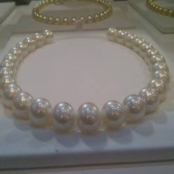 Mau Berburu Mutiara Asli Indonesia? Ini Tempatnya