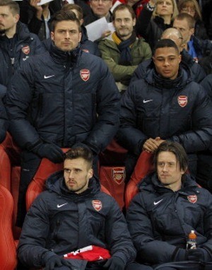 Tepikan Giroud, Ini Jawaban Wenger