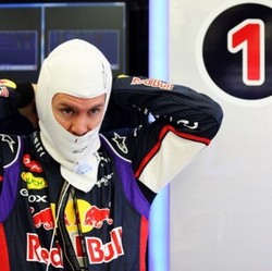 Apapun yang Terjadi, Vettel Tak Suka Regulasi Poin Dobel