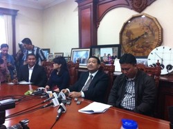 Alasan Otto Lebih Pilih Jadi Kuasa Hukum Khofifah daripada Akil