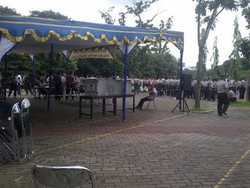 Aksi Lemparan Batu Sempat Warnai Simulasi Pengamanan Pemilu di Monas