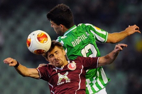 Sevilla dan Betis Sama-sama Raih Hasil Imbang