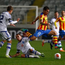 Valencia Taklukkan Kiev 2-0