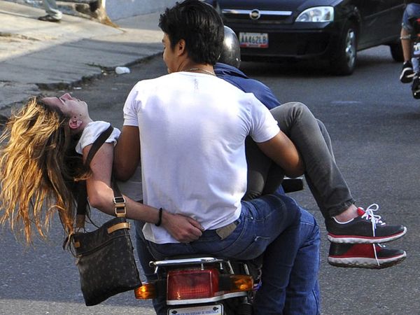 Ratu Kecantikan Tewas dalam Demo di Venezuela